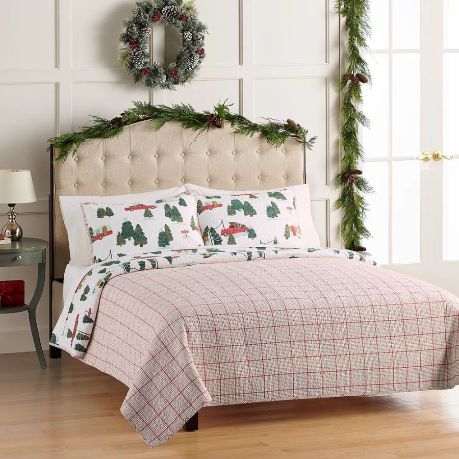 Bed & Bath * | St. Nicholas Square Holiday Trucks Printed Quilt Set With Shams